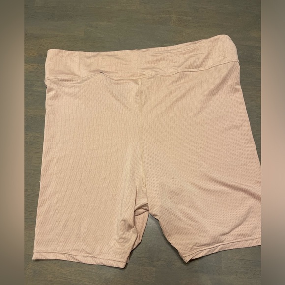 NEW! • Torrid • NO RUB Shorts | Nude | Size: 2 - Picture 4 of 5
